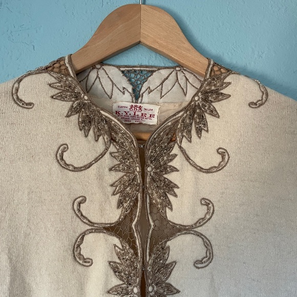vintage beaded embroidered cardigan. floral antique brown cream hong kong wool - Picture 5 of 8